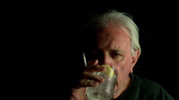 Heavy drinking has been associated with infertility, as well as impotence. (Shutterstock)