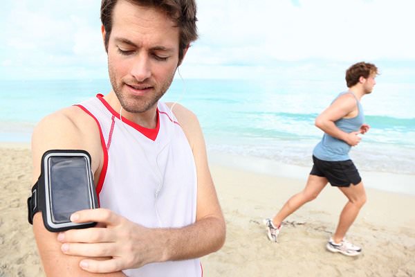 Exercise helps mitigate social inhibitions without resorting to liquid courage. (Maridav/Depositphotos)