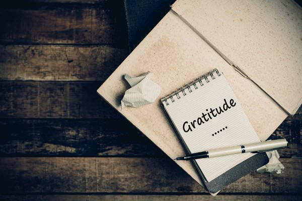 You may wish to start by making a simple gratitude list. (moomsabuy/Shutterstock)