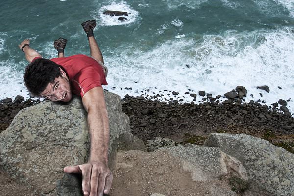 It may not happen all too often, but there are those who see that they are on the precipice of disaster, and pull themselves up before it is too late. (Manuel Fernandes/Shutterstock)