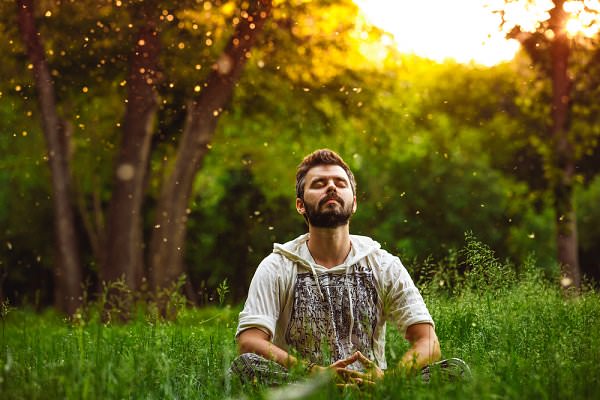 Serenity often requires us to tune out the bad things in the world so that we may focus more fully upon the good. (maxpetrov/Shutterstock)