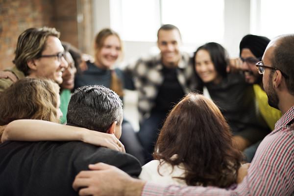 Through the power of unity and mutual support, anyone can recover. (Rawpixel.com/Shutterstock)