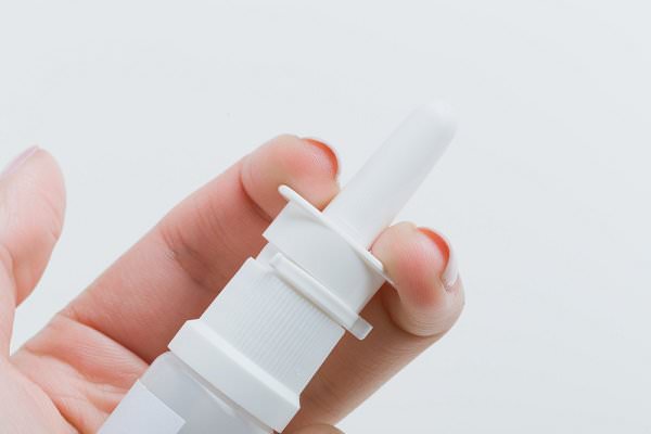 Narcan is available not only as a shot, but also as a nasal spray. (FabrikaSimf/Shutterstock)