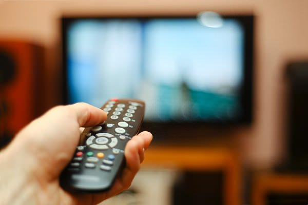 A person can barely turn on their TV without seeing at least one ad for prescription drugs. (Tomas Urbelionis/Shutterstock)
