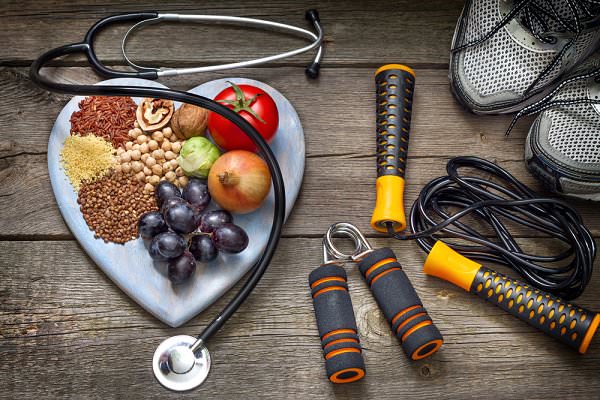 Something as simple as a healthy diet and exercise plan can work wonders. (udra11/Shutterstock)