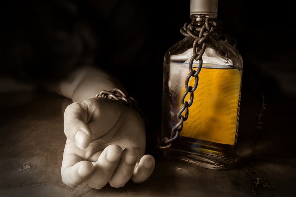 Much like other drugs, alcohol can have dangerous effects on our lives. (Peerayot/Shutterstock)