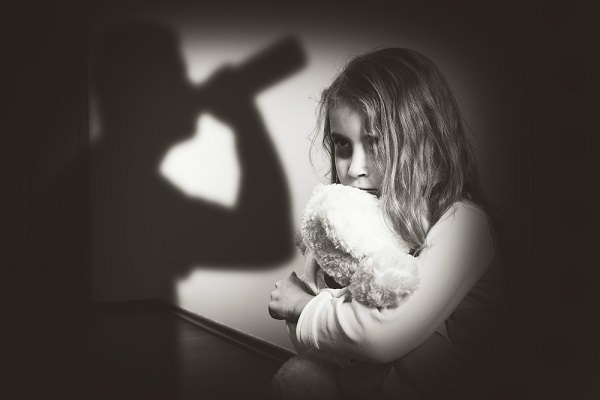 Growing up with a substance abusing parent can be very upsetting. Many adult children of alcoholics and addicts still struggle with these memories later on in life. (ambrozinio/Shutterstock)